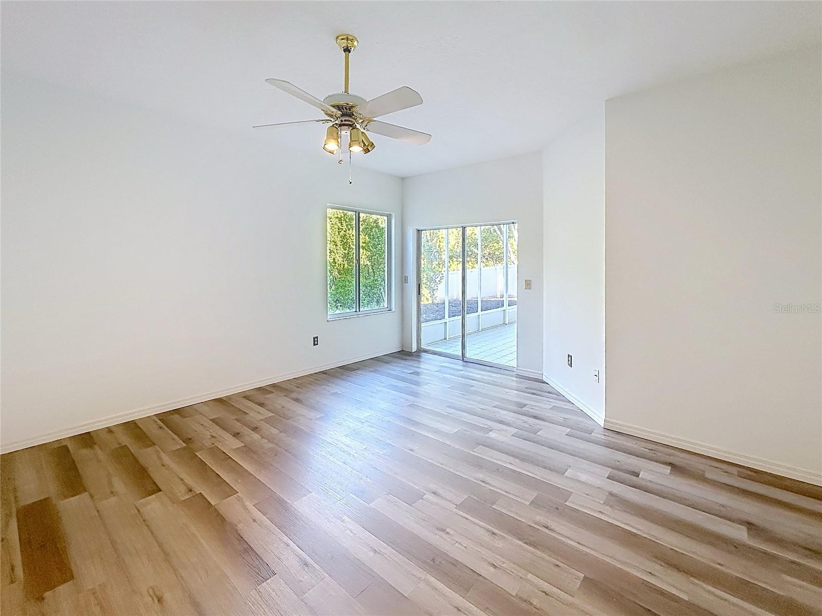 9122 ROCKROSE DR — photo 13