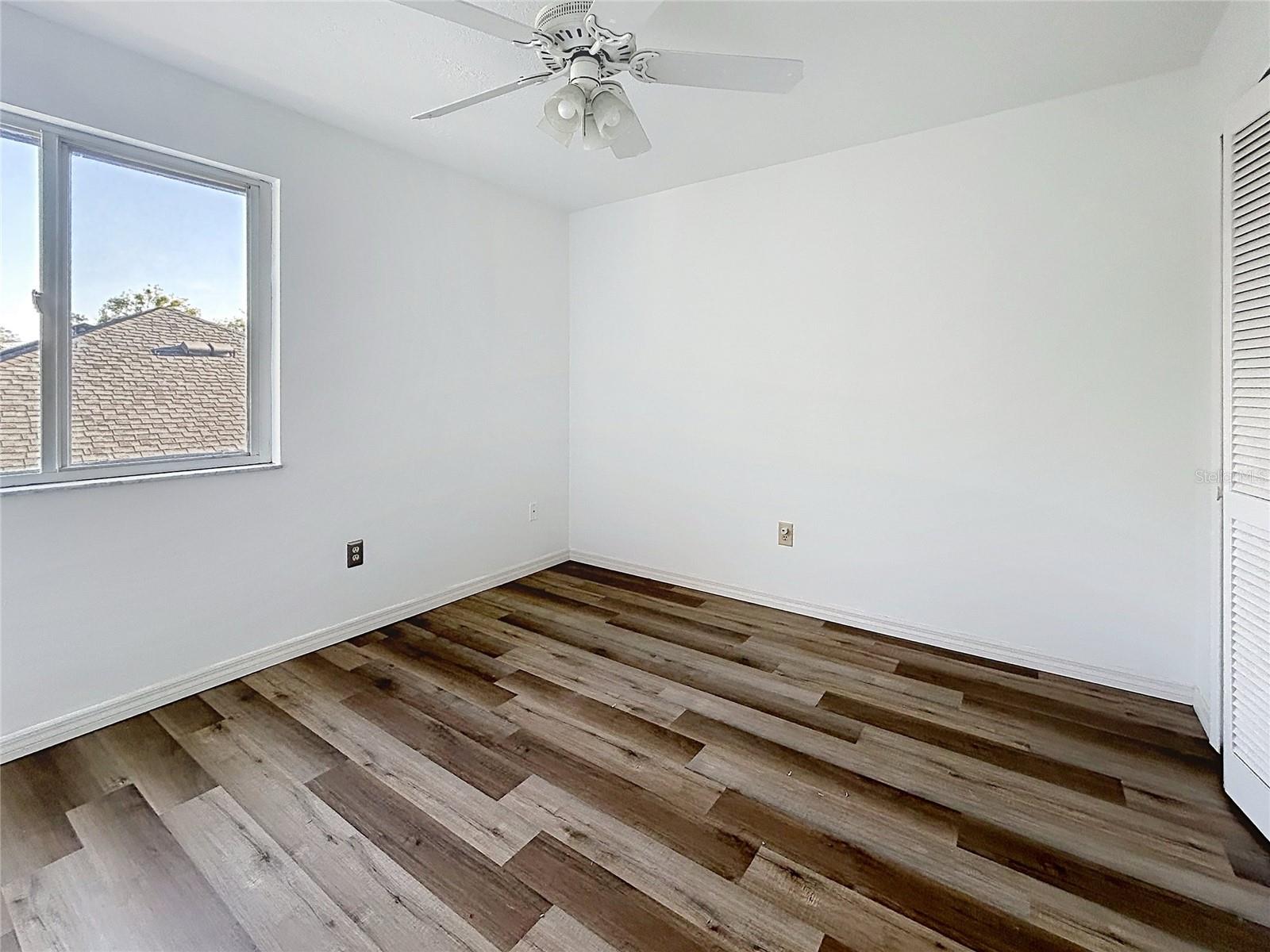 9122 ROCKROSE DR — photo 16