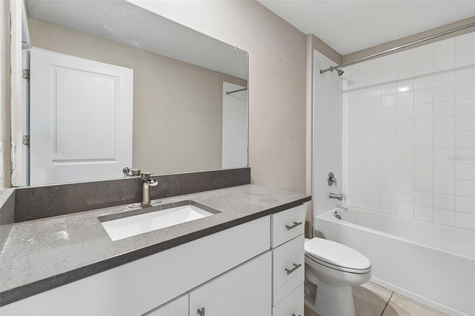 5404 BLUE AZURE DR — photo 18