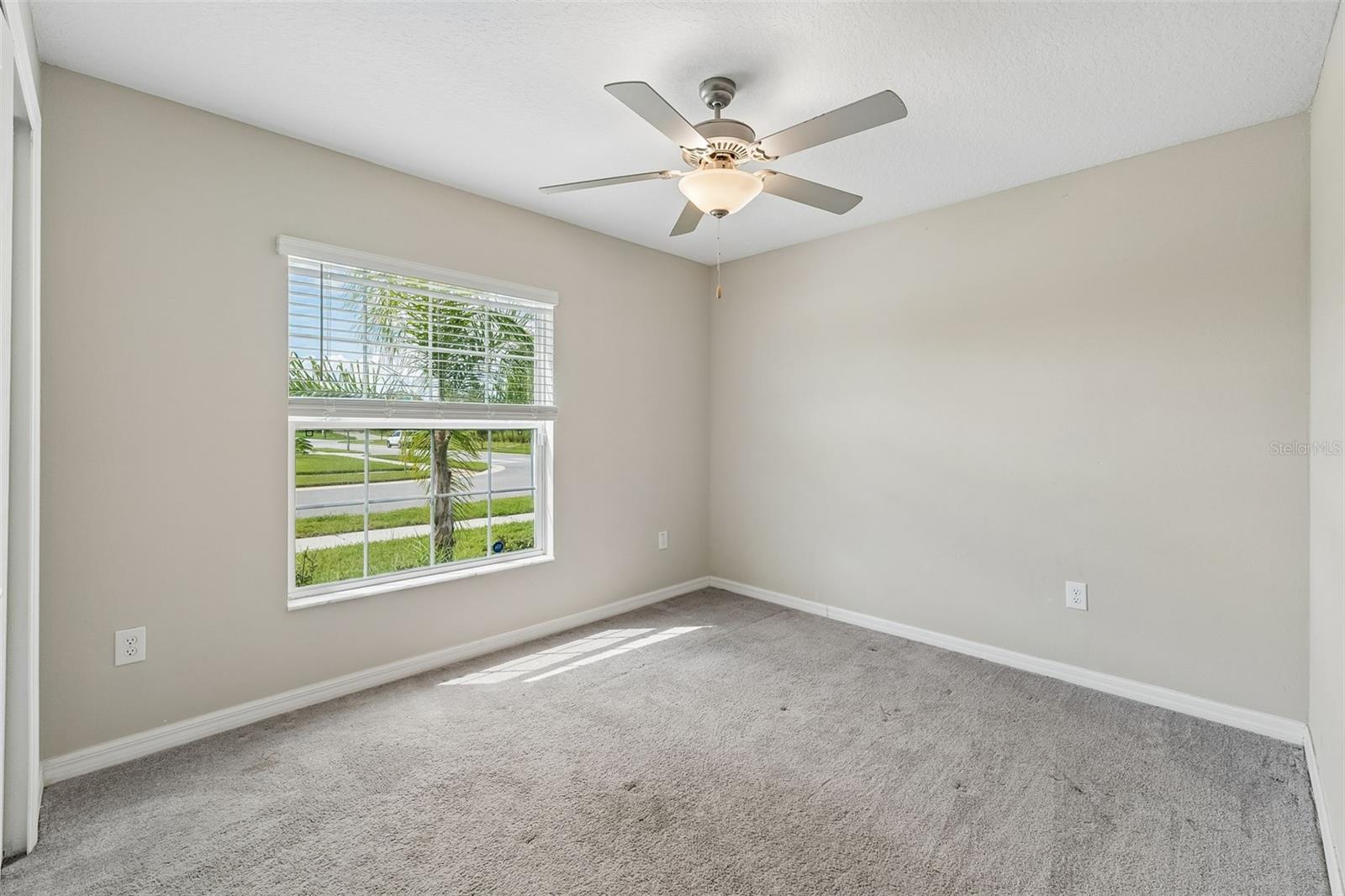 5404 BLUE AZURE DR — photo 15