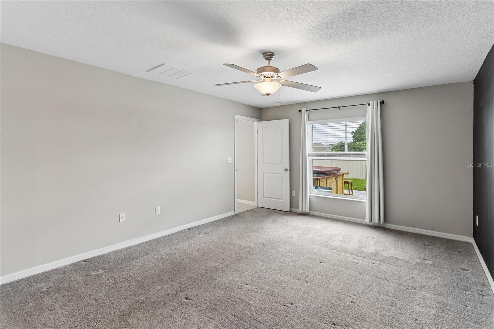 5404 BLUE AZURE DR — photo 10