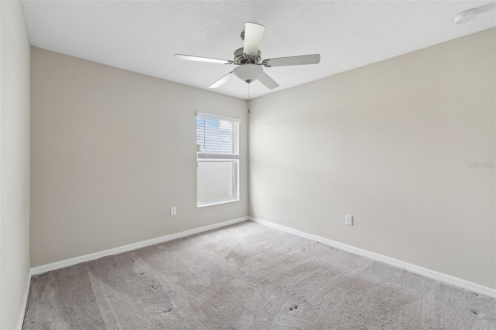 5404 BLUE AZURE DR — photo 17