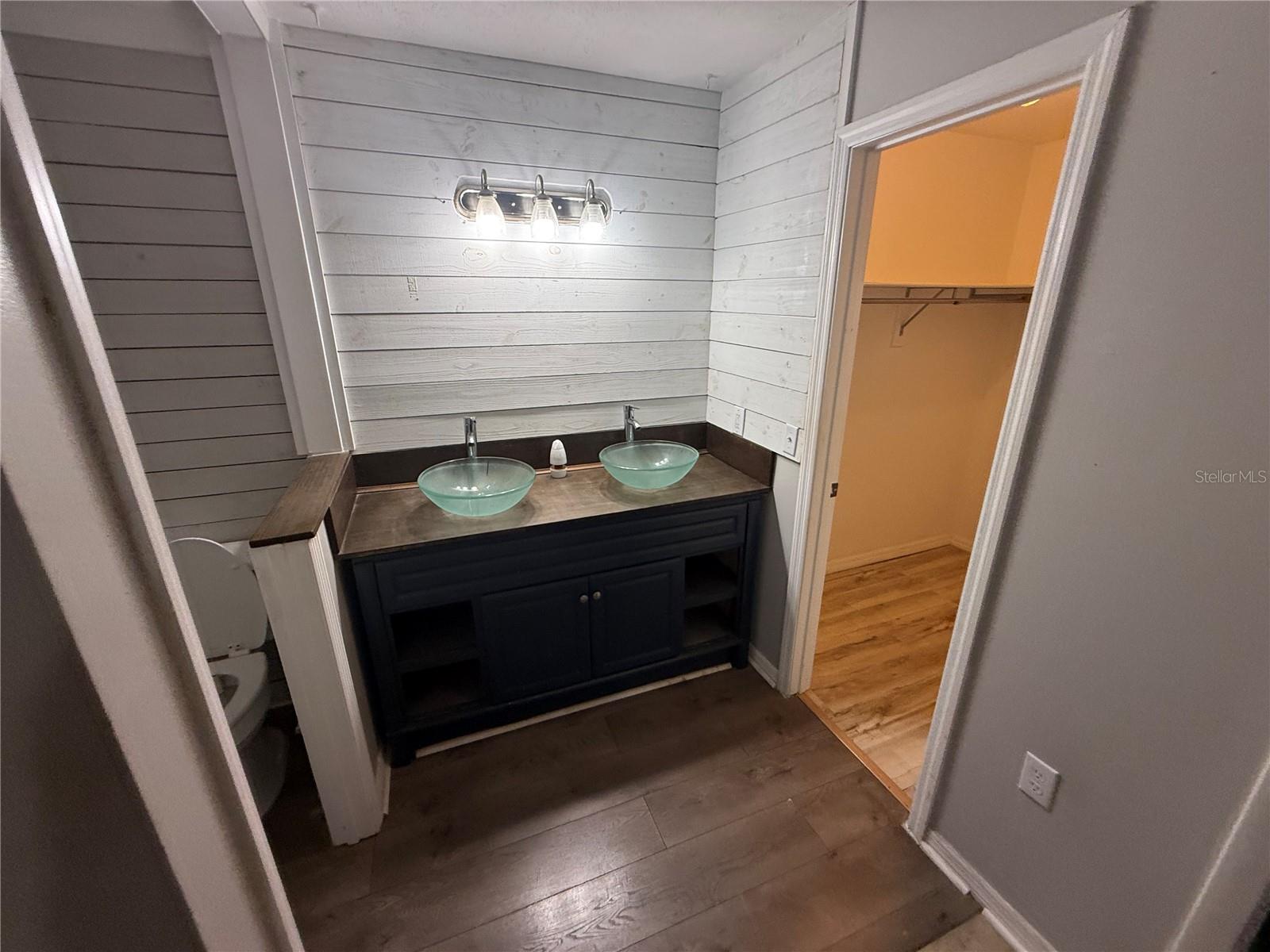 1806 N WATERMAN DR — photo 10