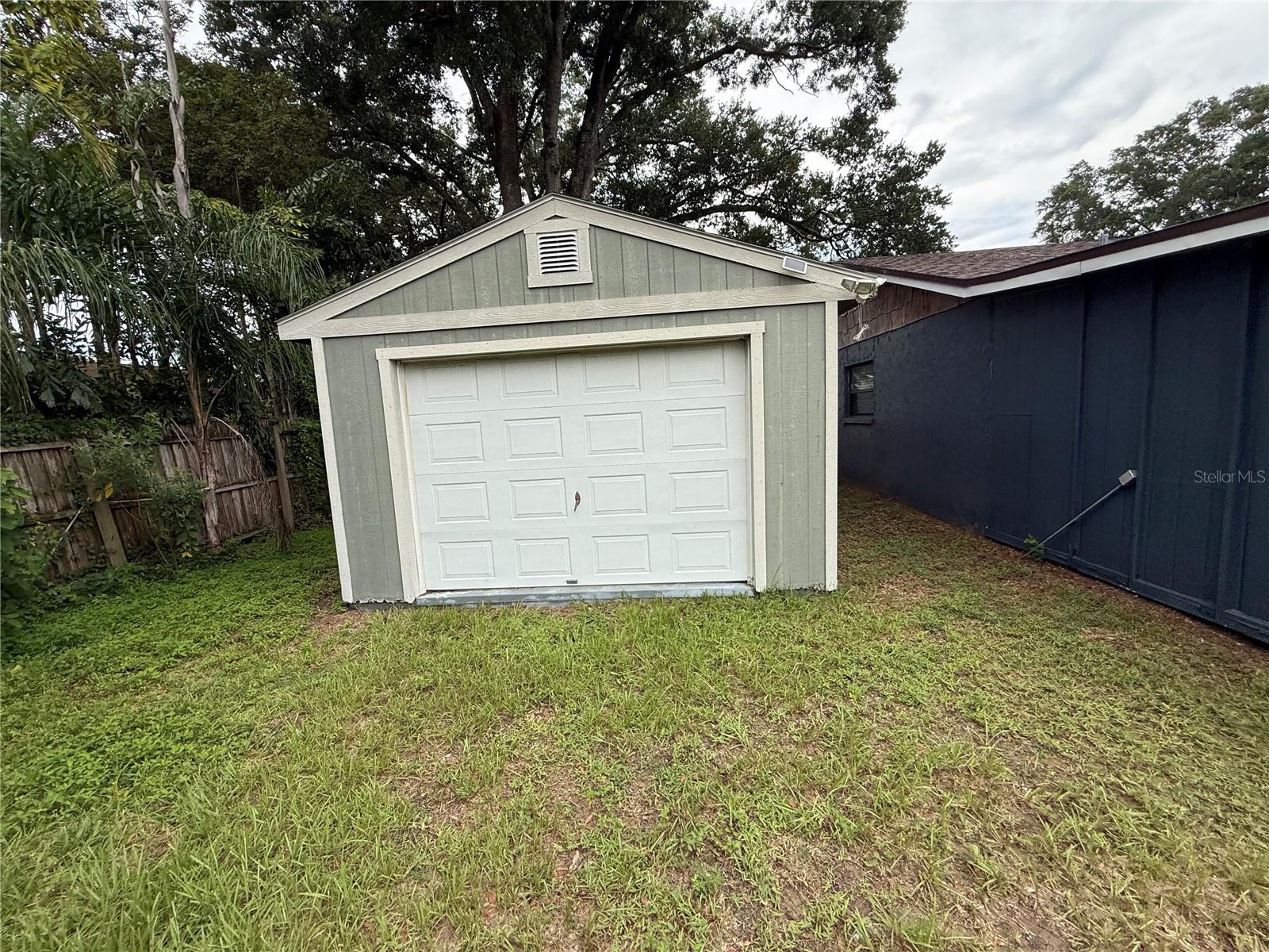 1806 N WATERMAN DR — photo 26