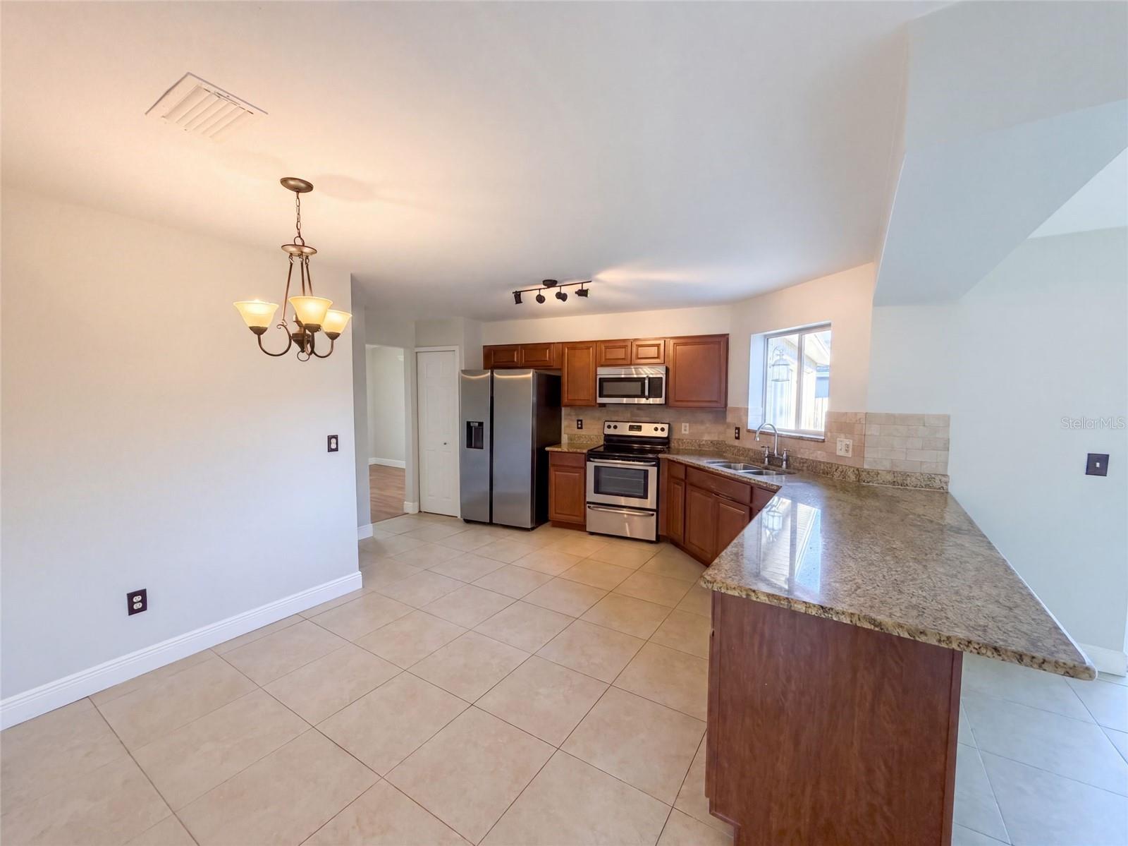 2330 FOGGY RIDGE PKWY — photo 4
