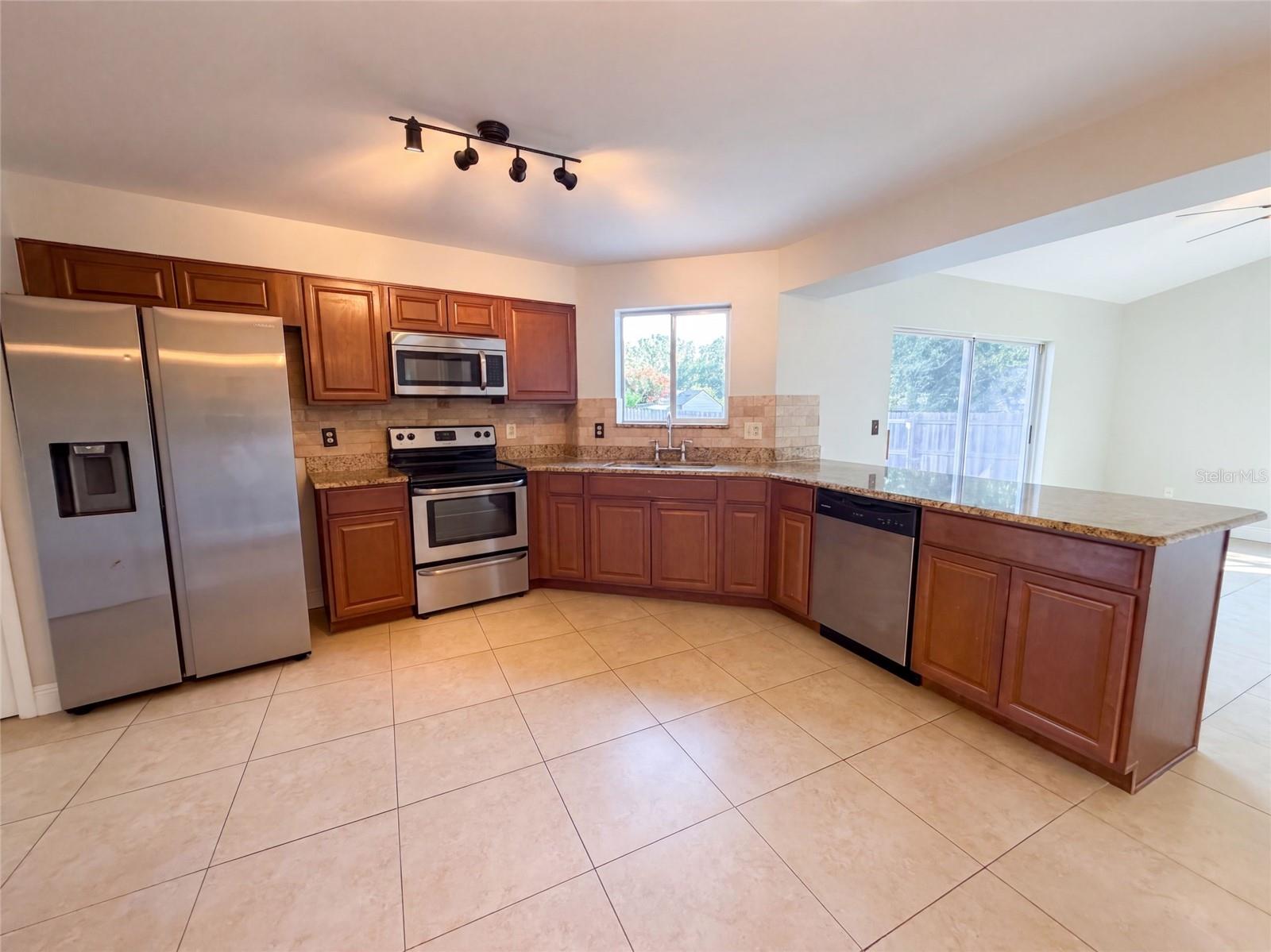 2330 FOGGY RIDGE PKWY — photo 2