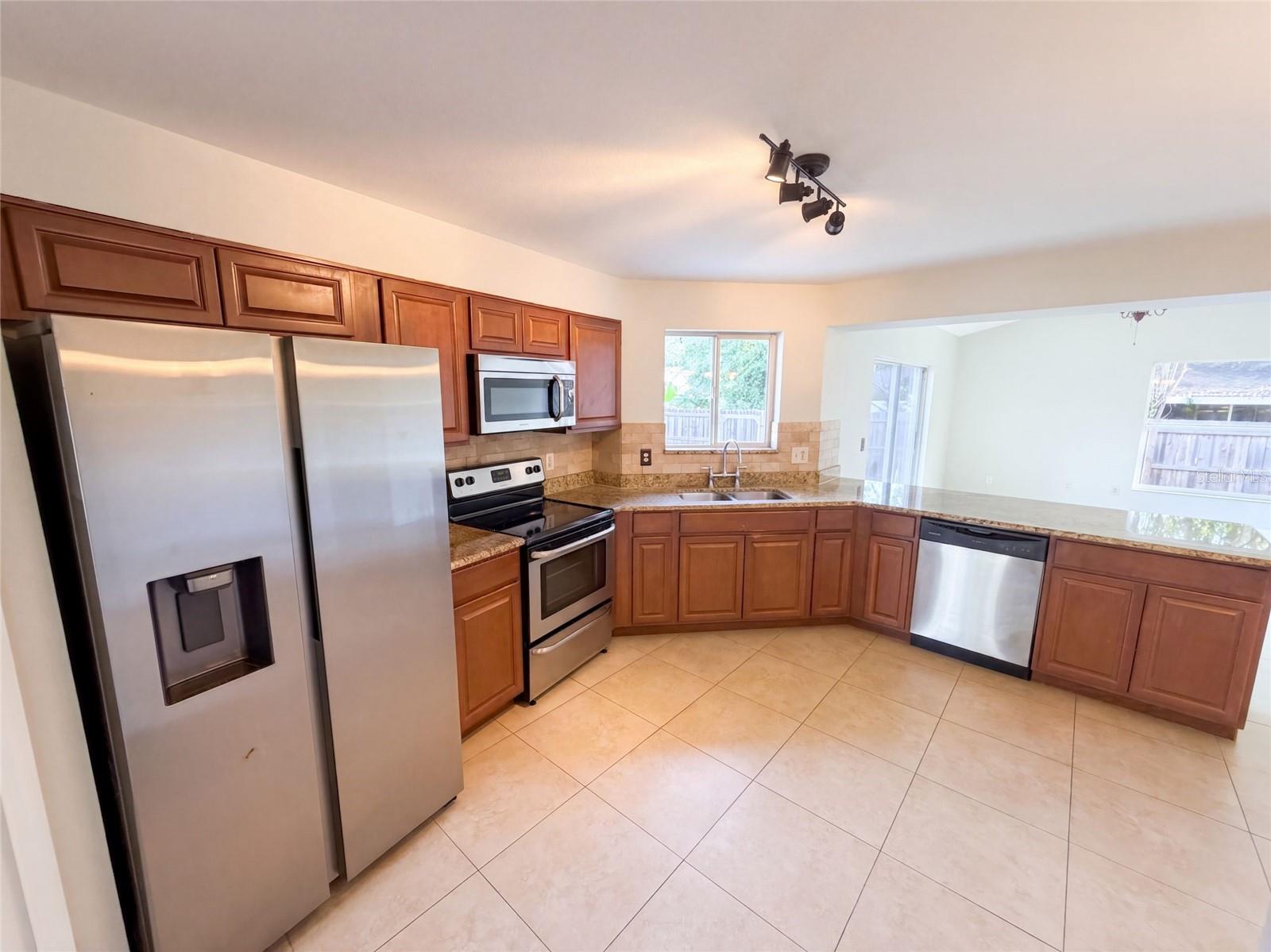 2330 FOGGY RIDGE PKWY — photo 3