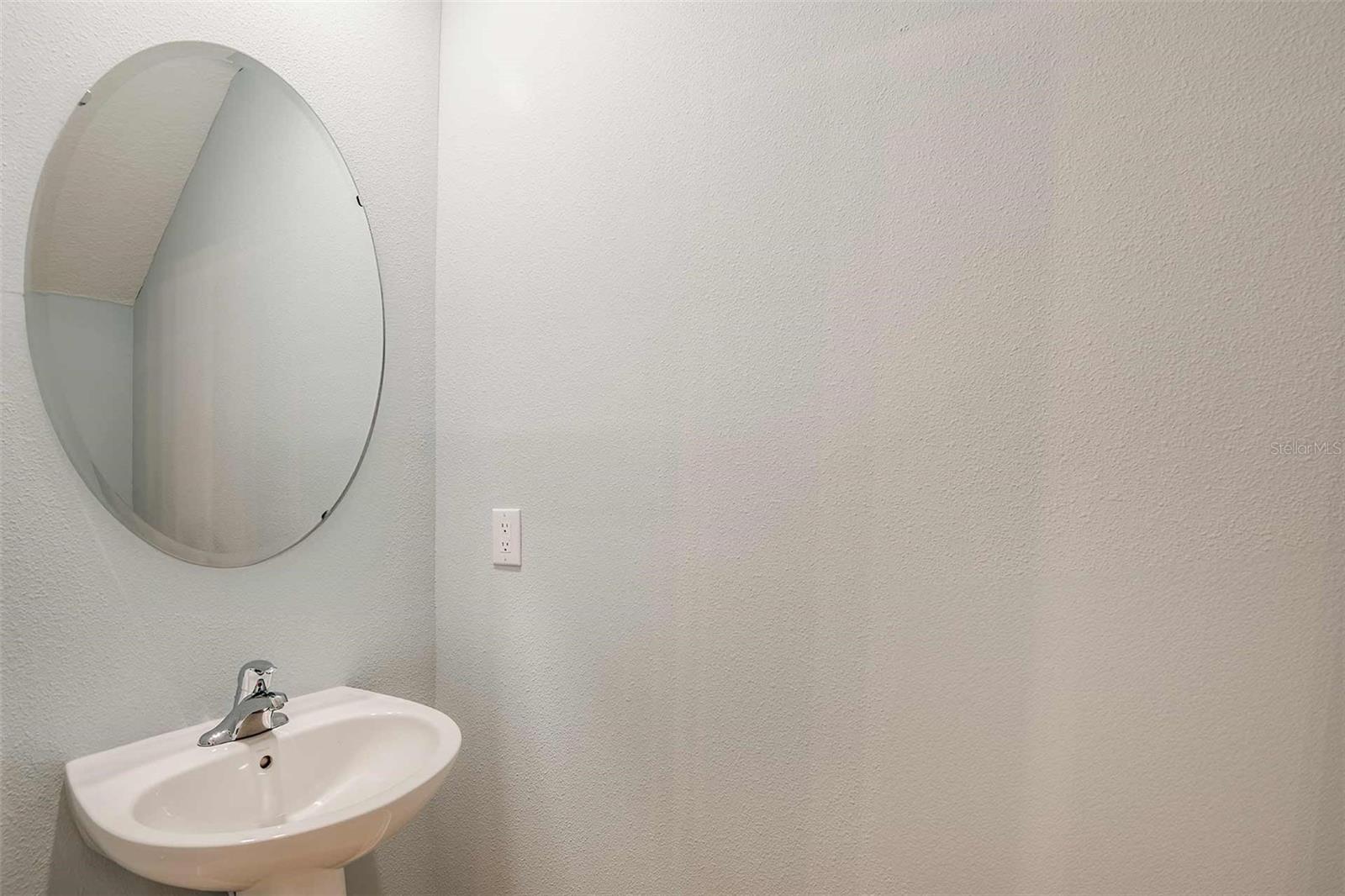 9885 PELICAN COAST DR — photo 18