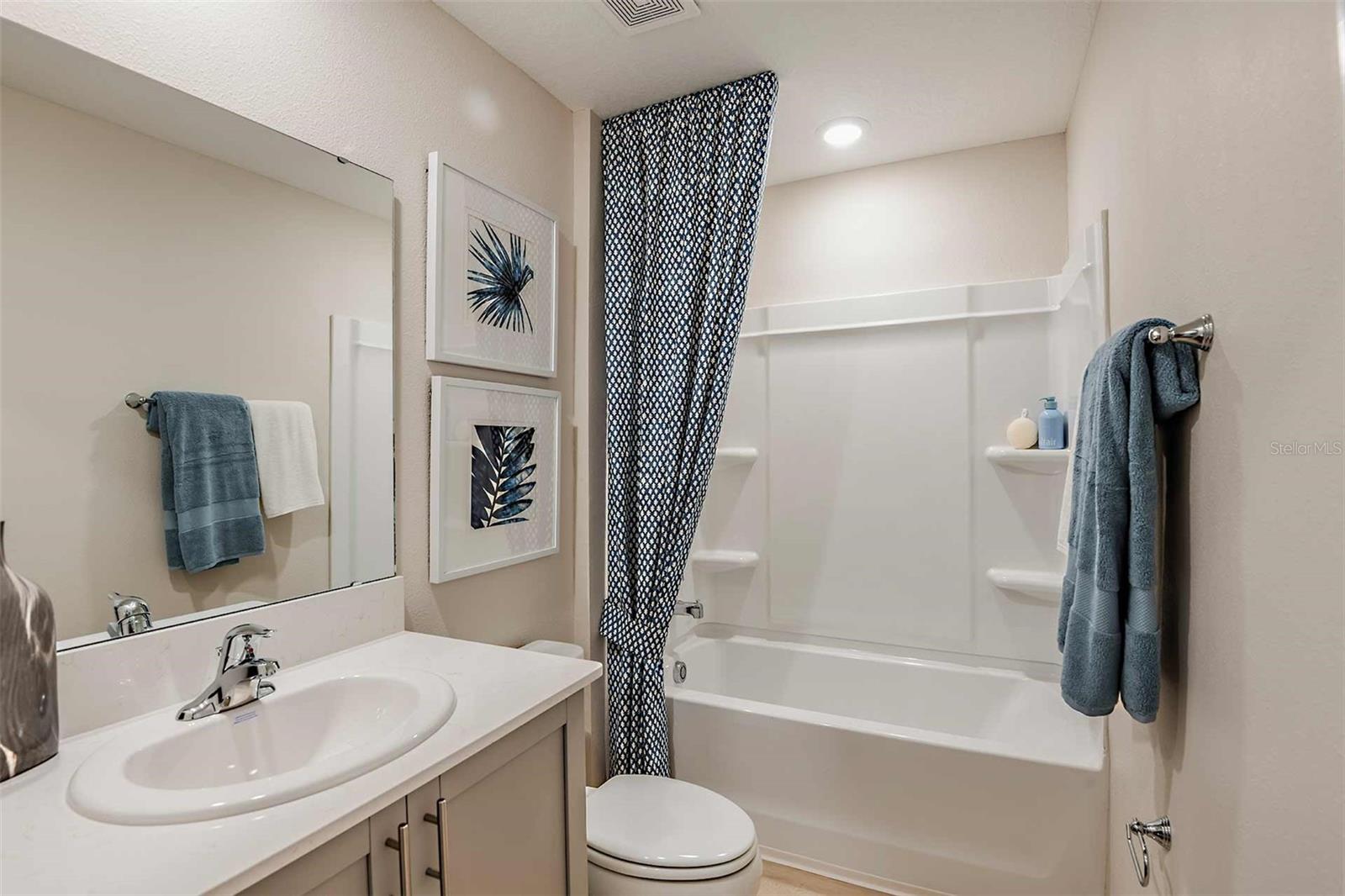 9885 PELICAN COAST DR — photo 16
