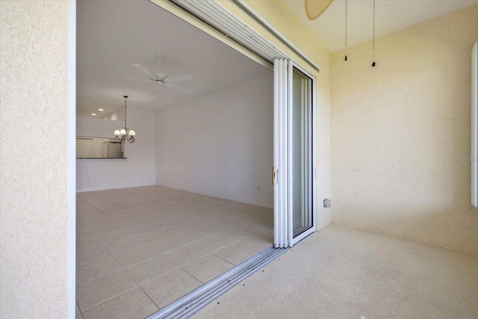 703 TRIANO CIR #703 — photo 25