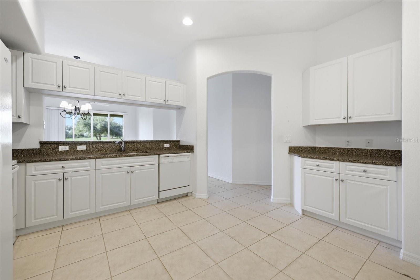 703 TRIANO CIR #703 — photo 4