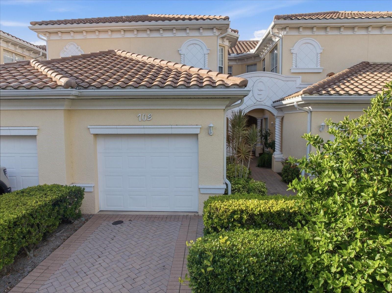 703 TRIANO CIR #703 — photo 2