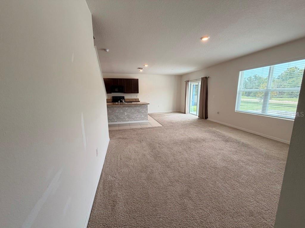 7060 SILVERADO RANCH BLVD — photo 7
