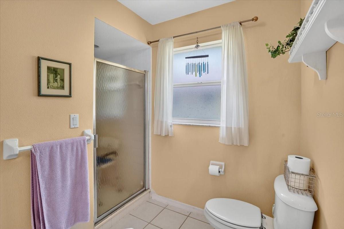 122 49TH CT E — photo 22