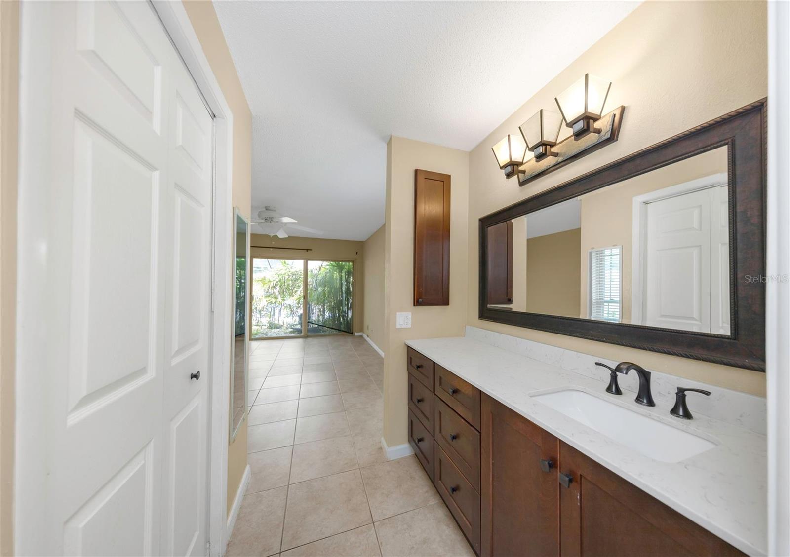 3582 FAIRWAY FOREST DR — photo 18