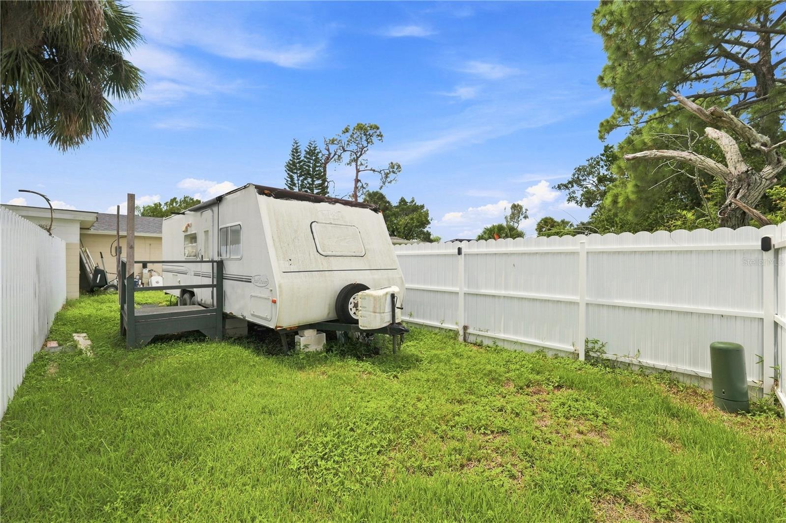 5531 QUIST DR — photo 28