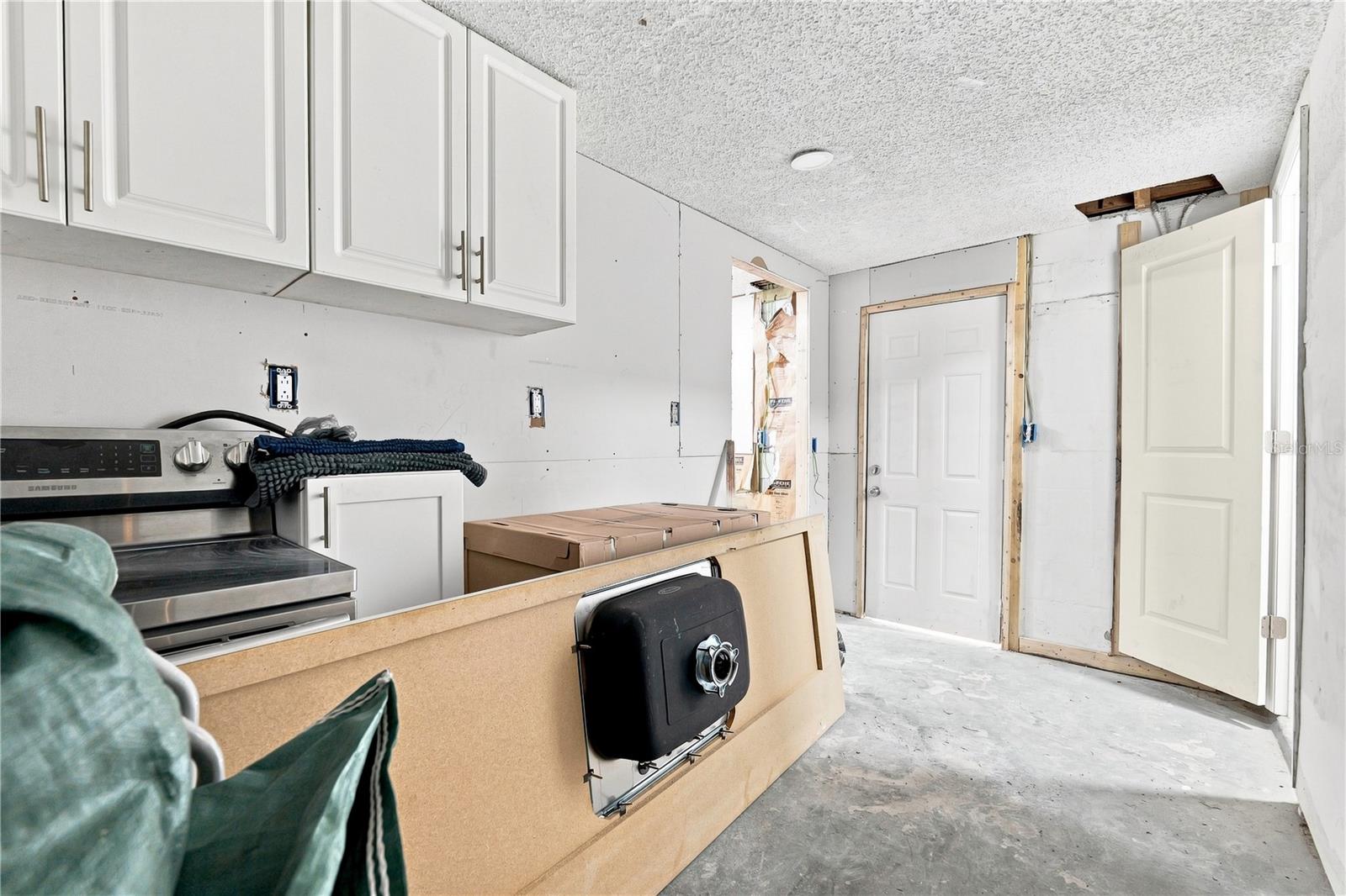 5531 QUIST DR — photo 29