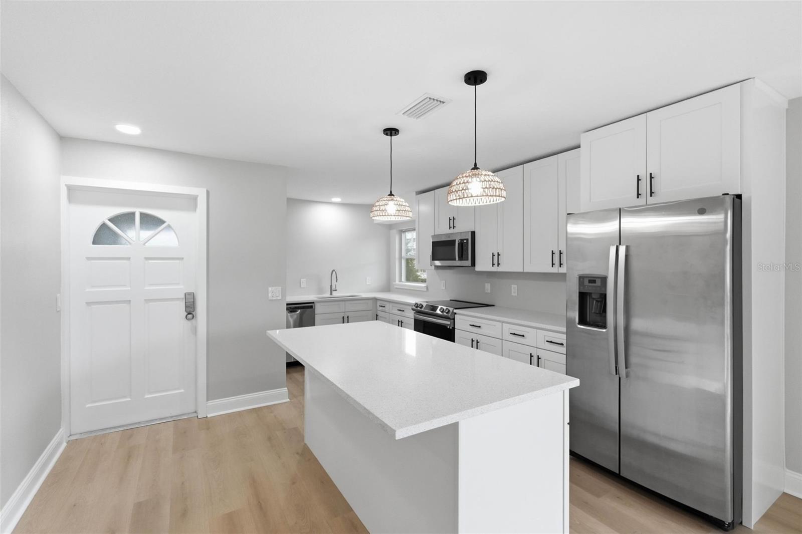 2950 W BAY DR #B1 — photo 9