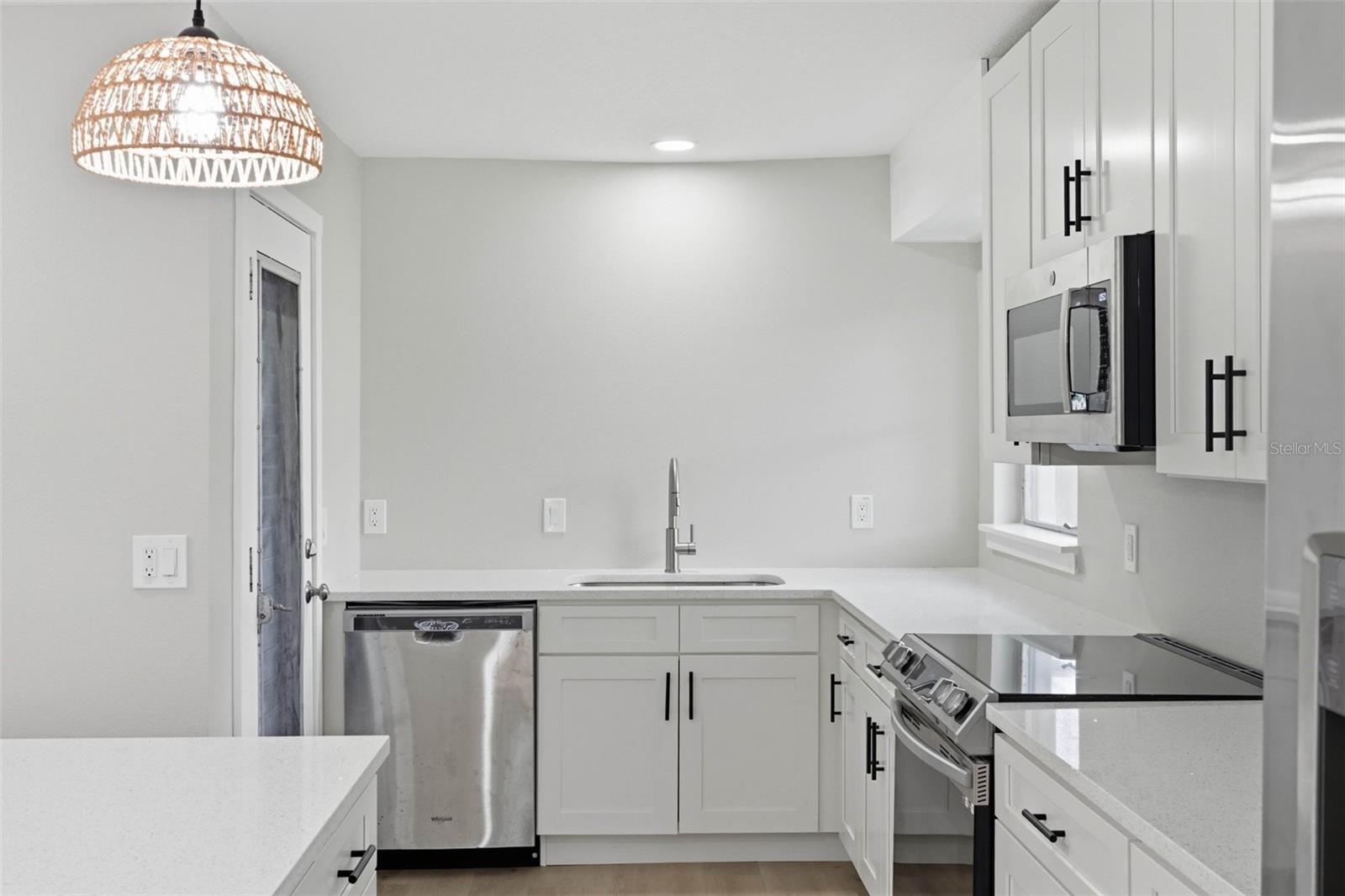 2950 W BAY DR #B1 — photo 10