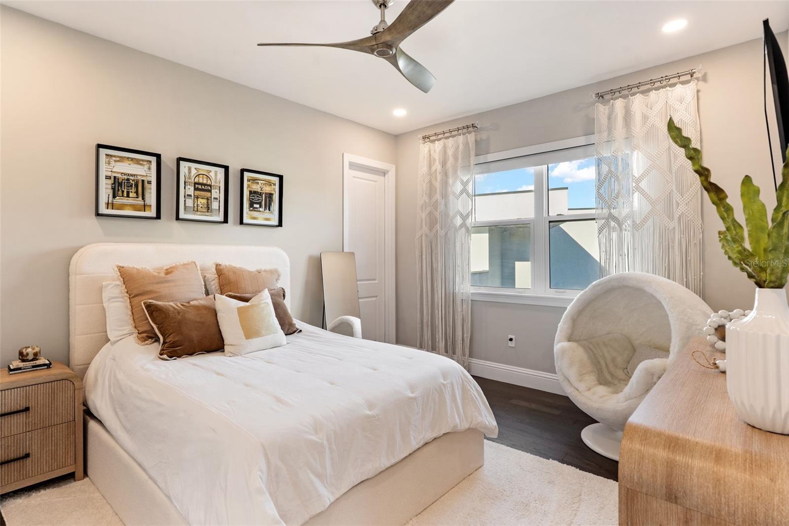5215 W NEPTUNE WAY — photo 42