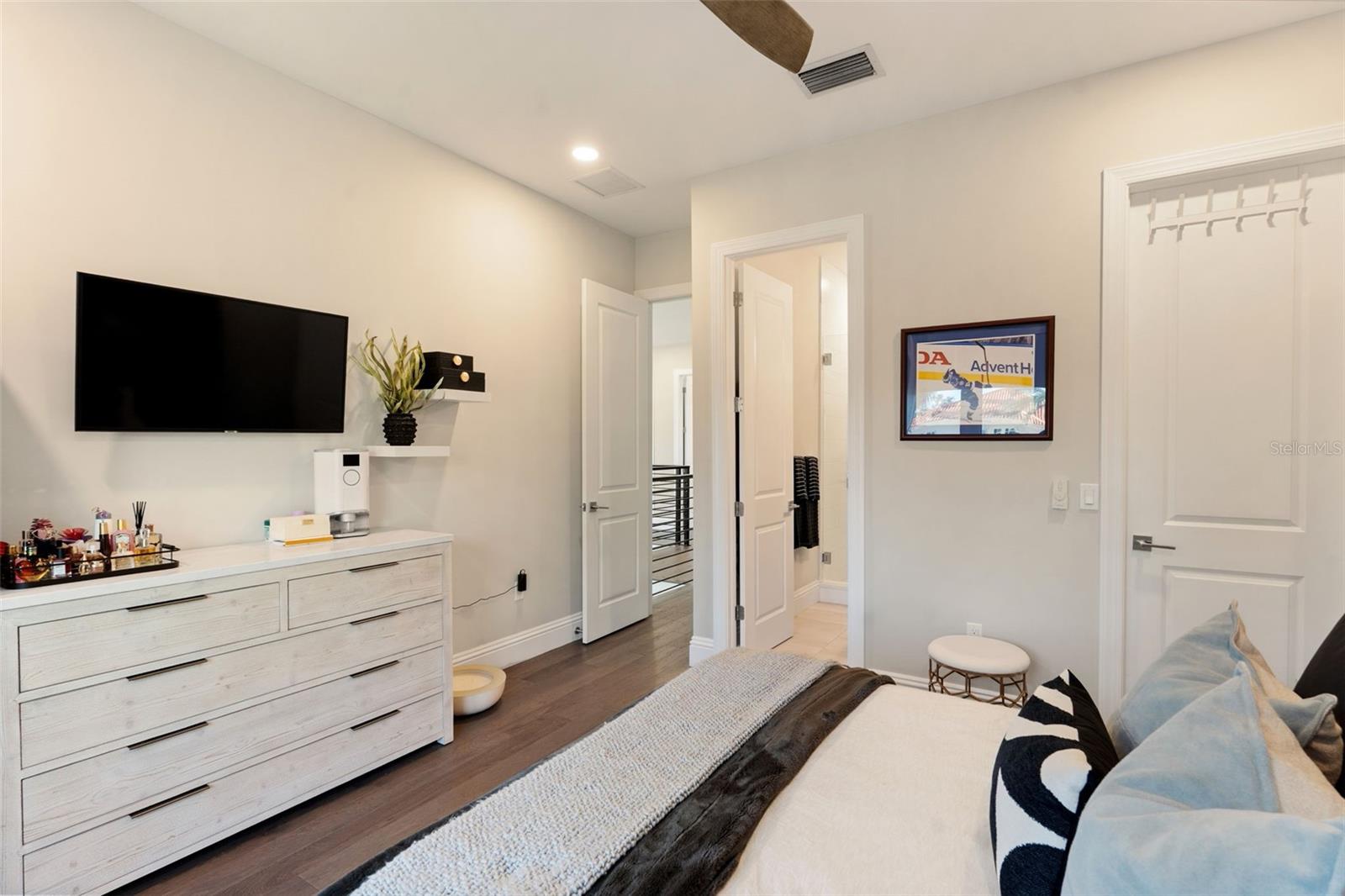 5215 W NEPTUNE WAY — photo 40