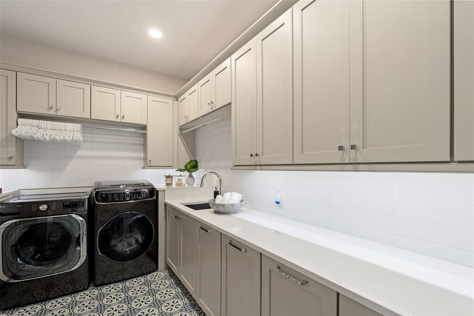 5215 W NEPTUNE WAY — photo 68