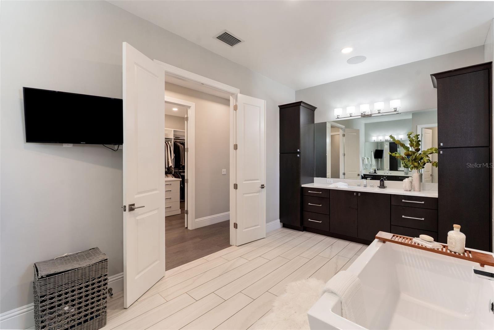 5215 W NEPTUNE WAY — photo 60