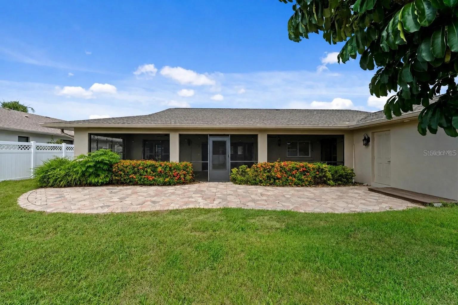1252 WATERSIDE LN — photo 37