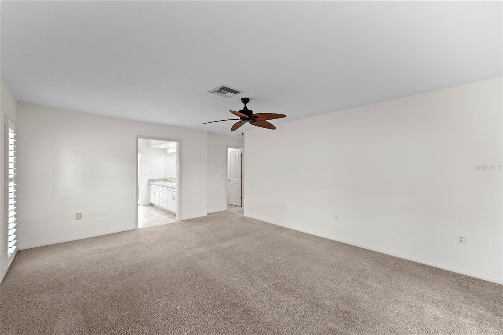1252 WATERSIDE LN — photo 28