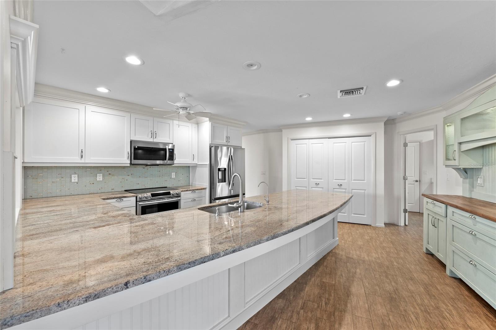 1252 WATERSIDE LN — photo 13
