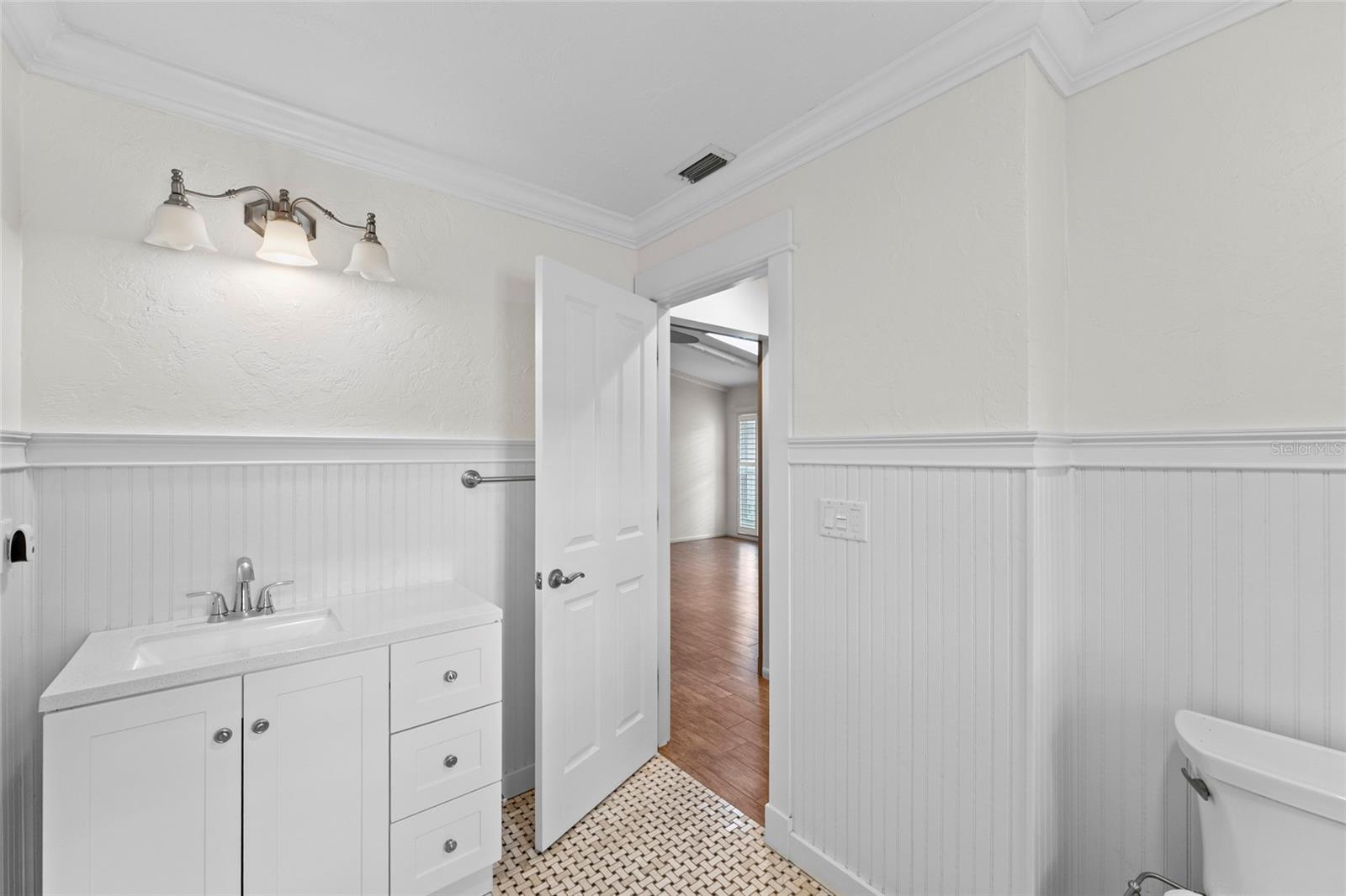 1252 WATERSIDE LN — photo 22