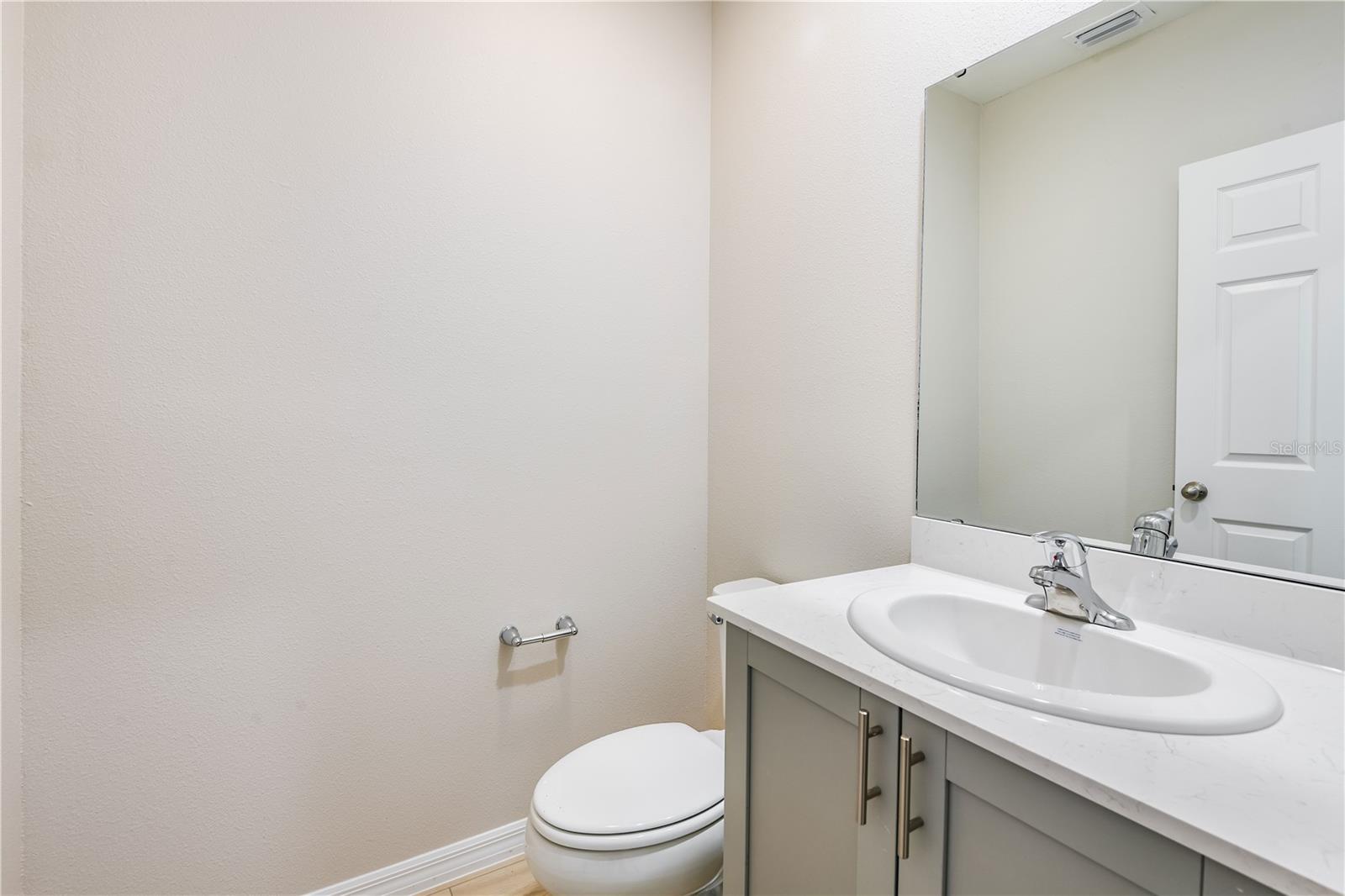 9867 PELICAN COAST DR — photo 17