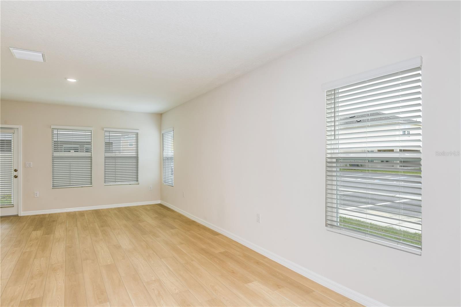 9867 PELICAN COAST DR — photo 14