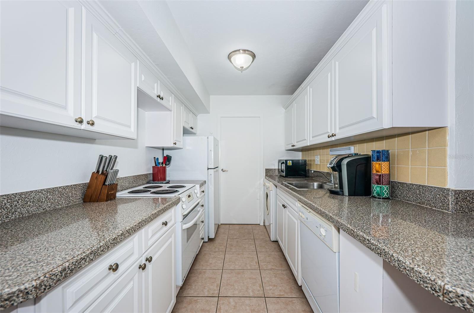 10355 PARADISE BLVD #711 — photo 17