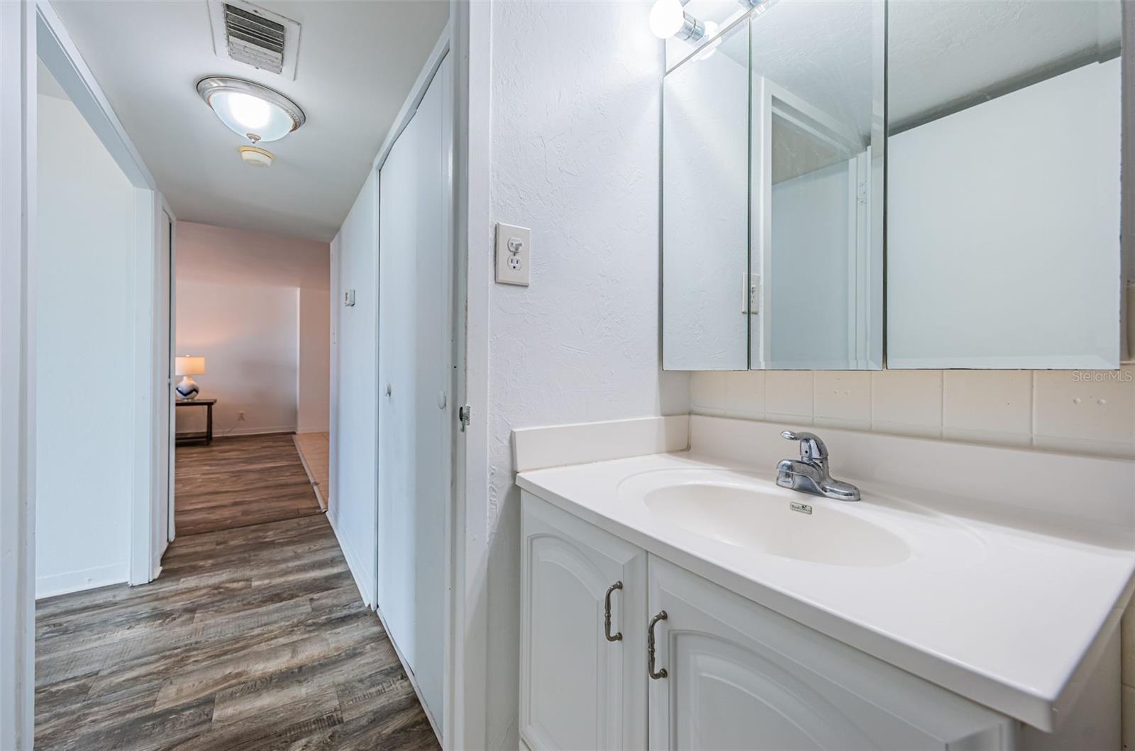 10355 PARADISE BLVD #711 — photo 26