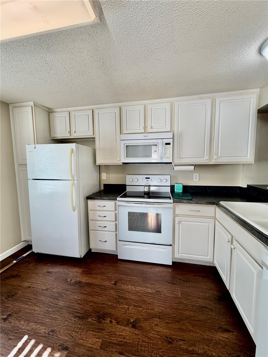 5928 36TH AVENUE CIR W #E — photo 6