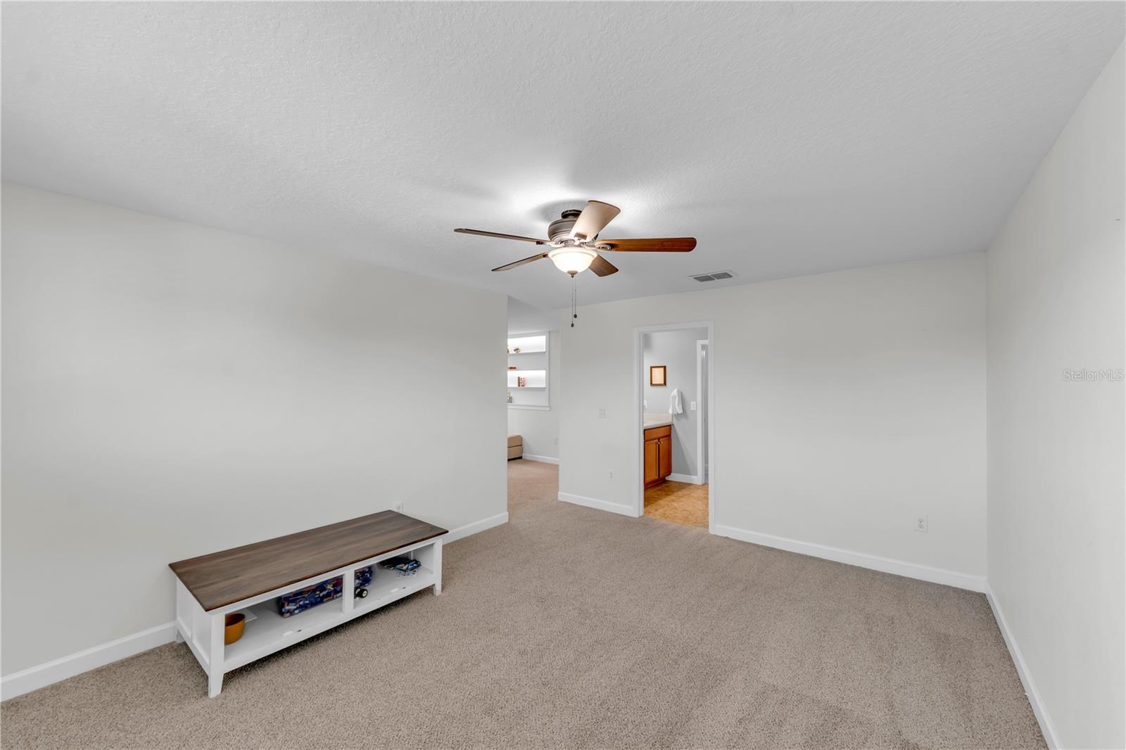 18617 MILTON KEYNES CT — photo 38
