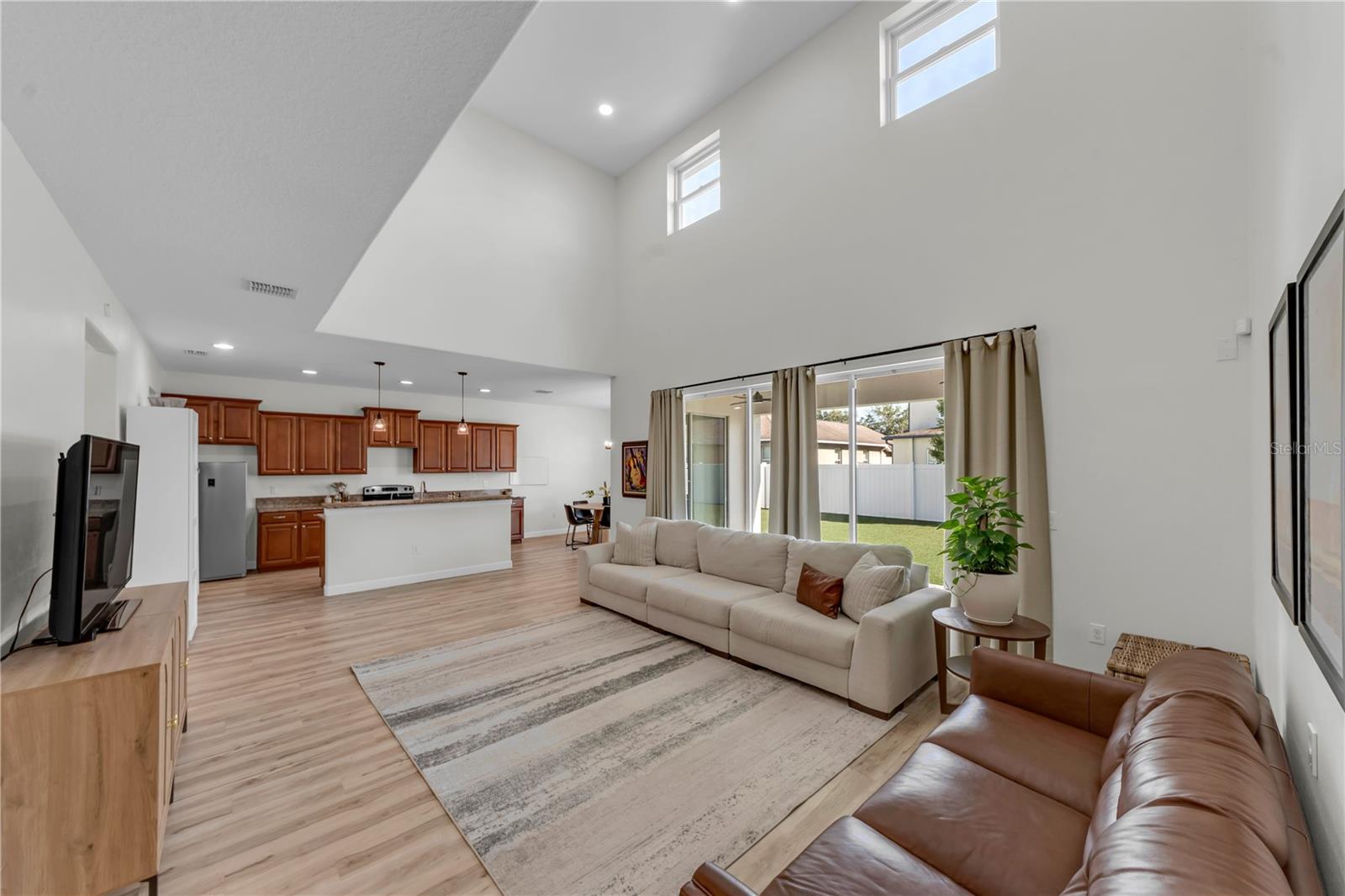 18617 MILTON KEYNES CT — photo 12