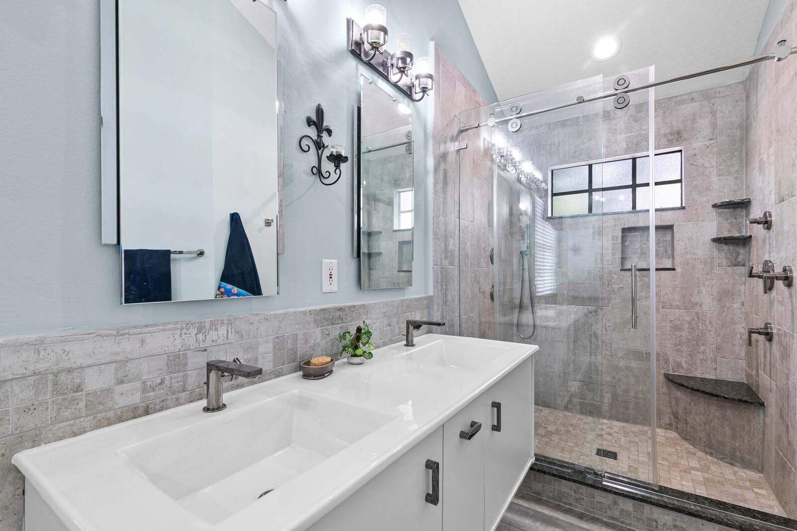 13133 GREENGAGE LN — photo 32