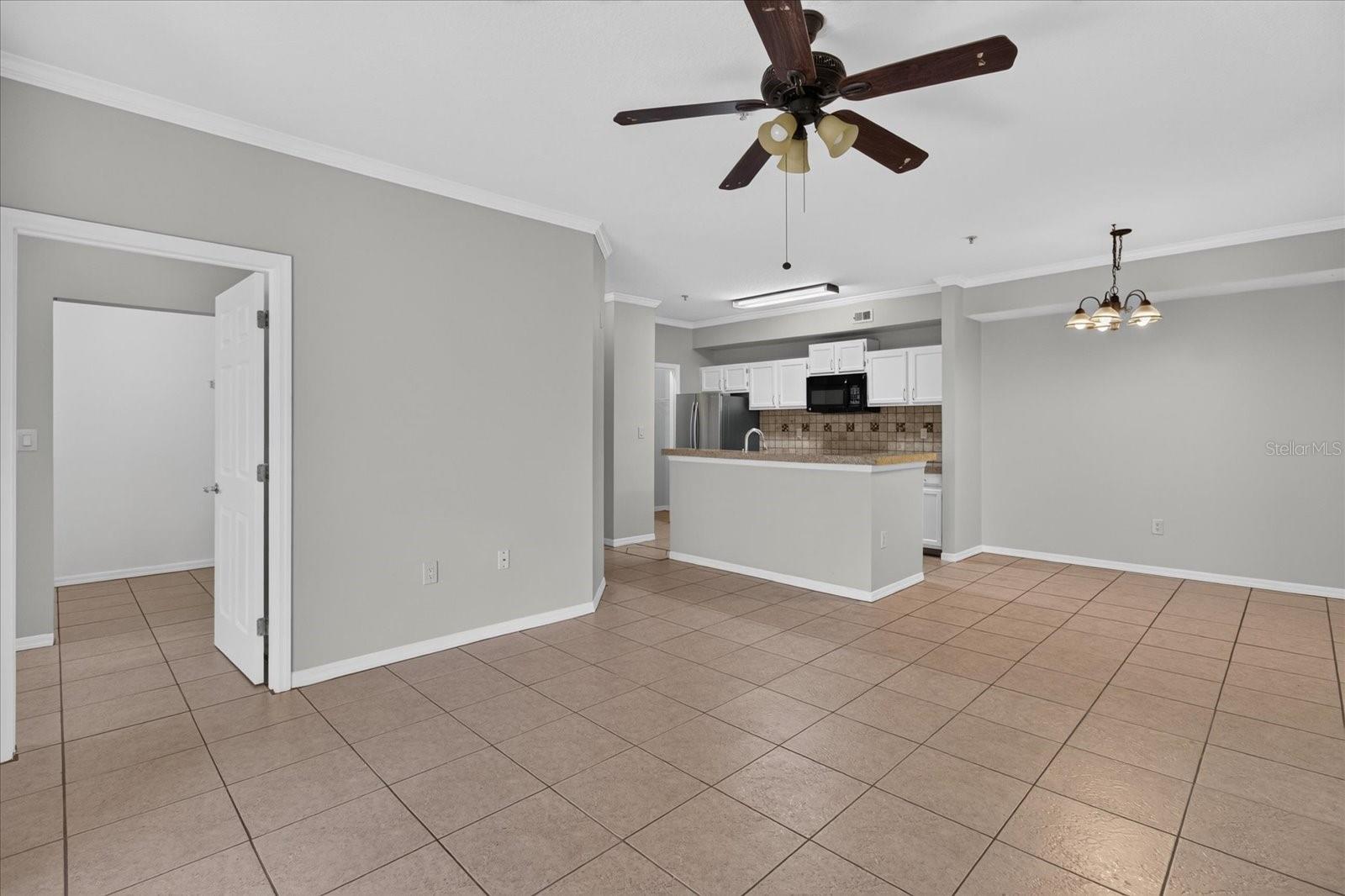 5608 PINNACLE HEIGHTS CIR #305 — photo 14