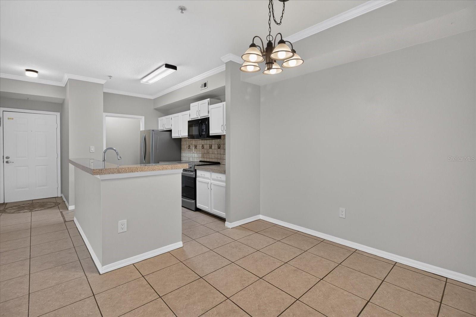 5608 PINNACLE HEIGHTS CIR #305 — photo 20