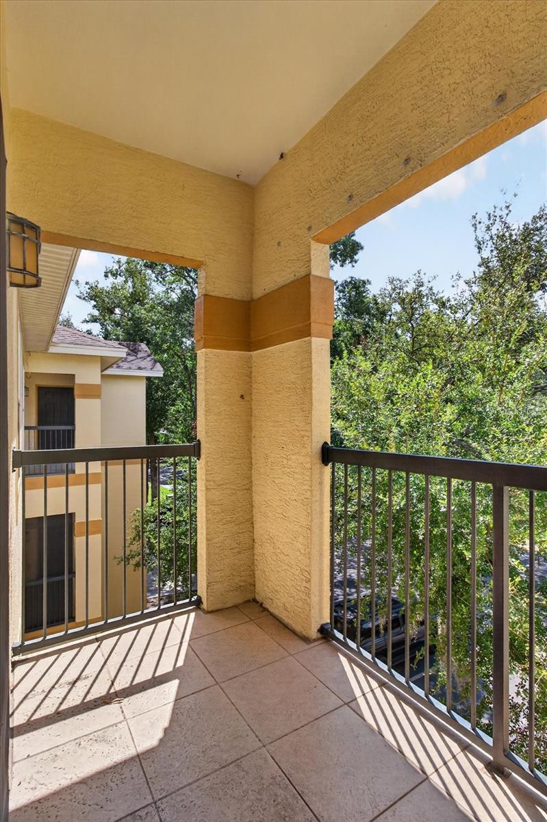 5608 PINNACLE HEIGHTS CIR #305 — photo 26