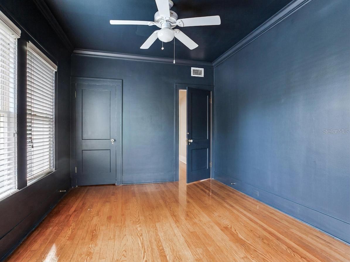 2114 W DEKLE AVE #4 — photo 22