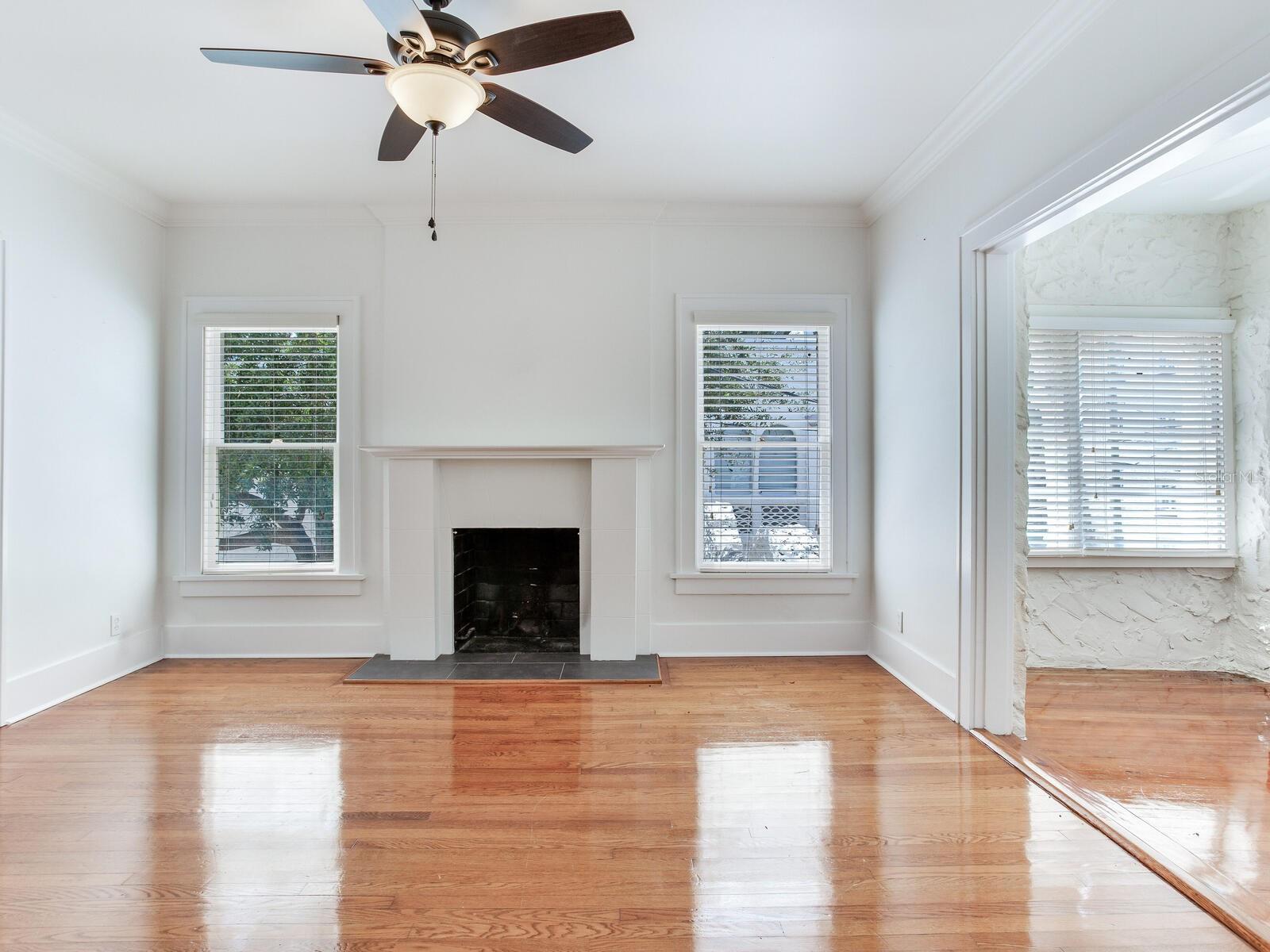 2114 W DEKLE AVE #4 — photo 11