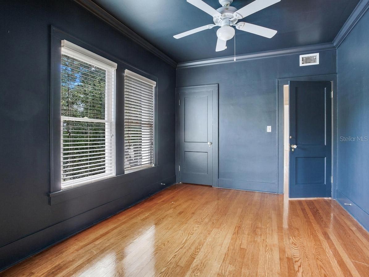 2114 W DEKLE AVE #4 — photo 20