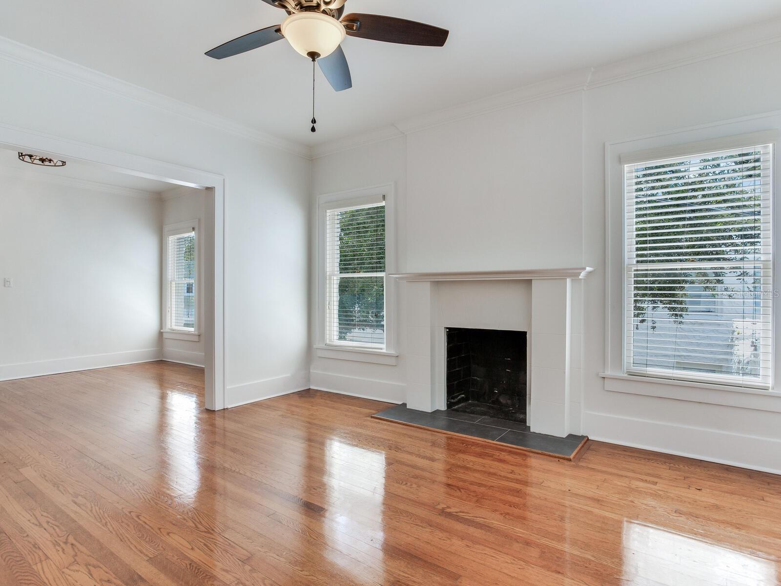 2114 W DEKLE AVE #4 — photo 7