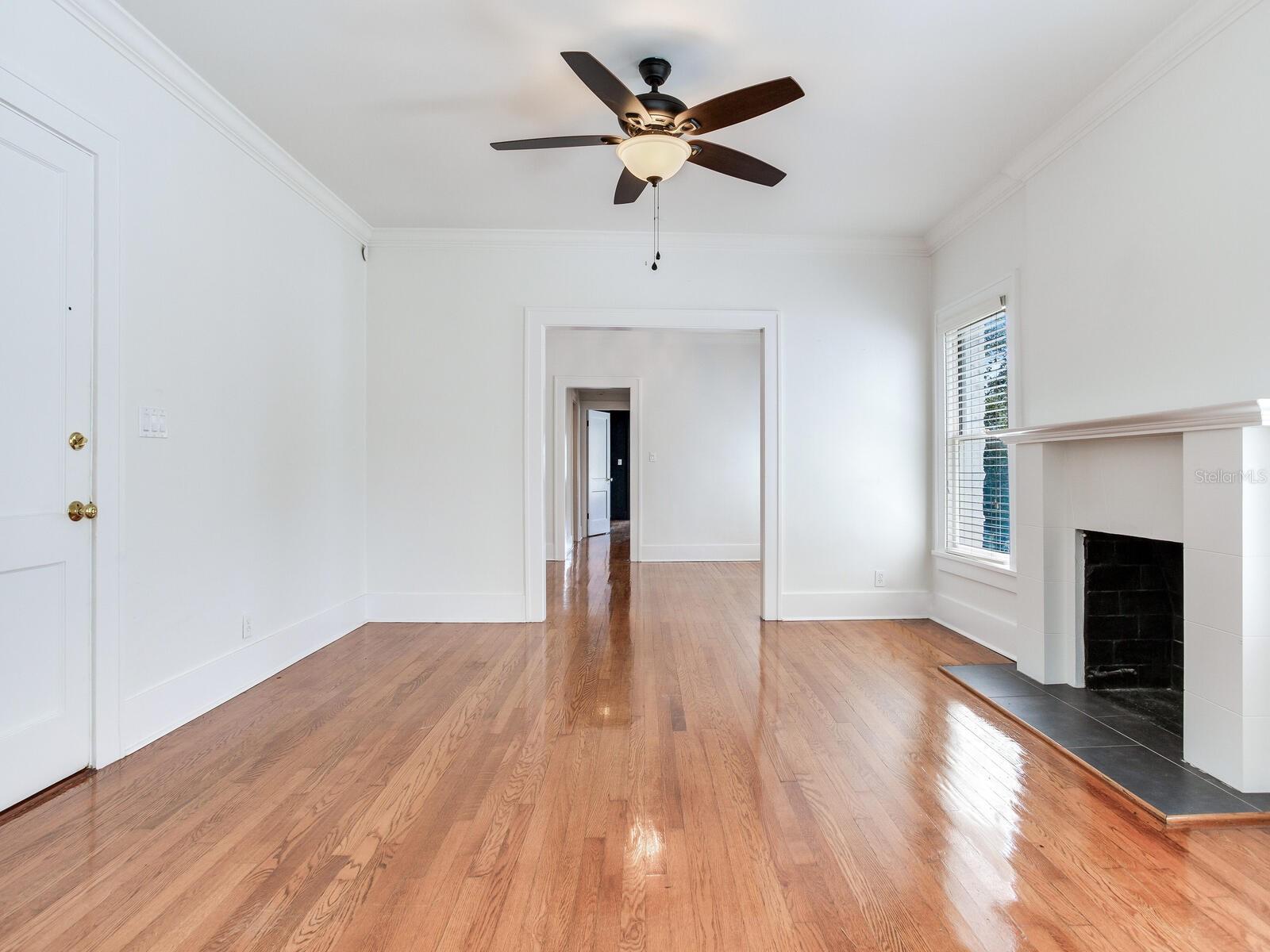 2114 W DEKLE AVE #4 — photo 12