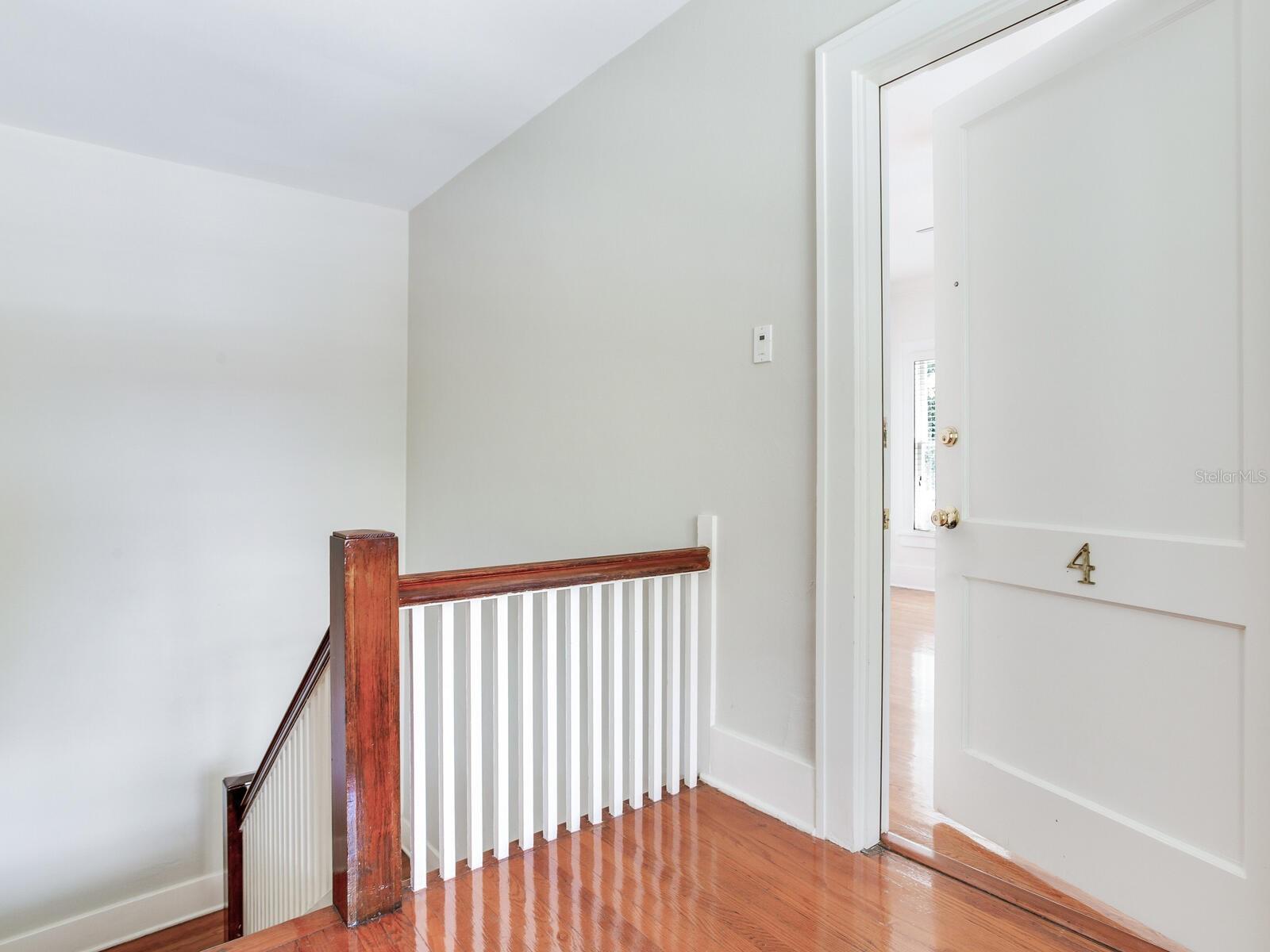 2114 W DEKLE AVE #4 — photo 33