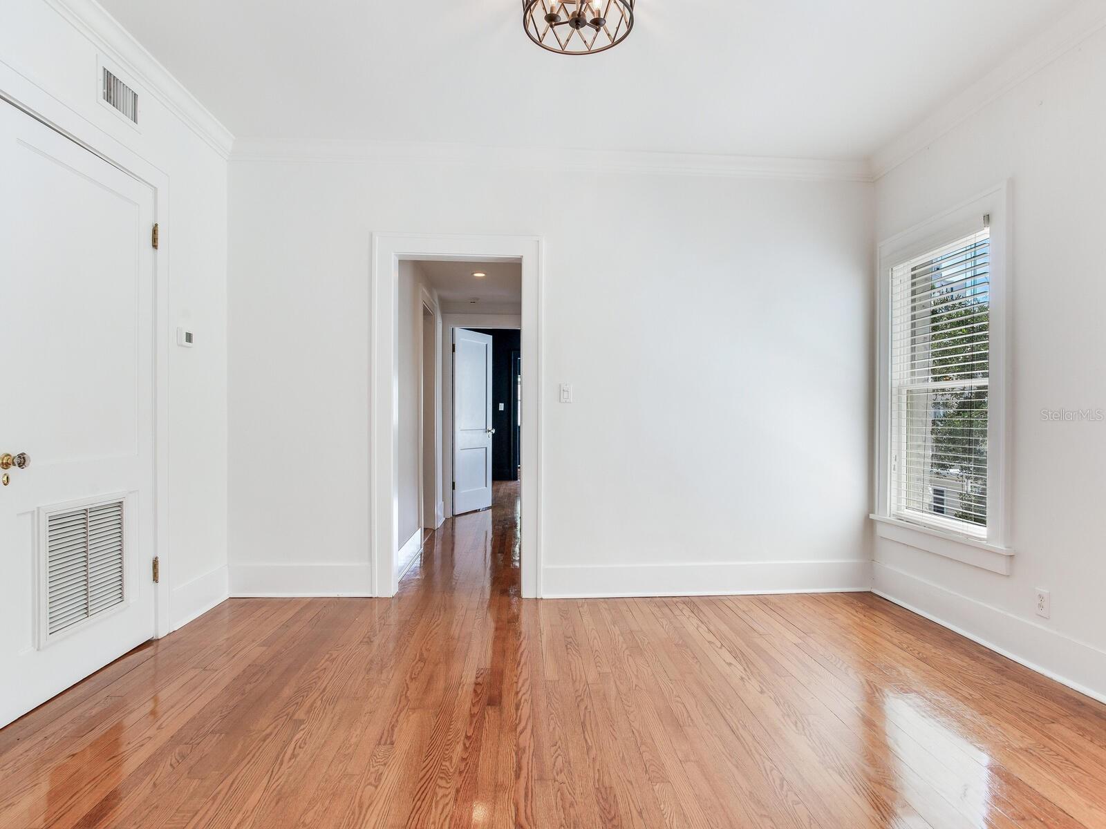 2114 W DEKLE AVE #4 — photo 15