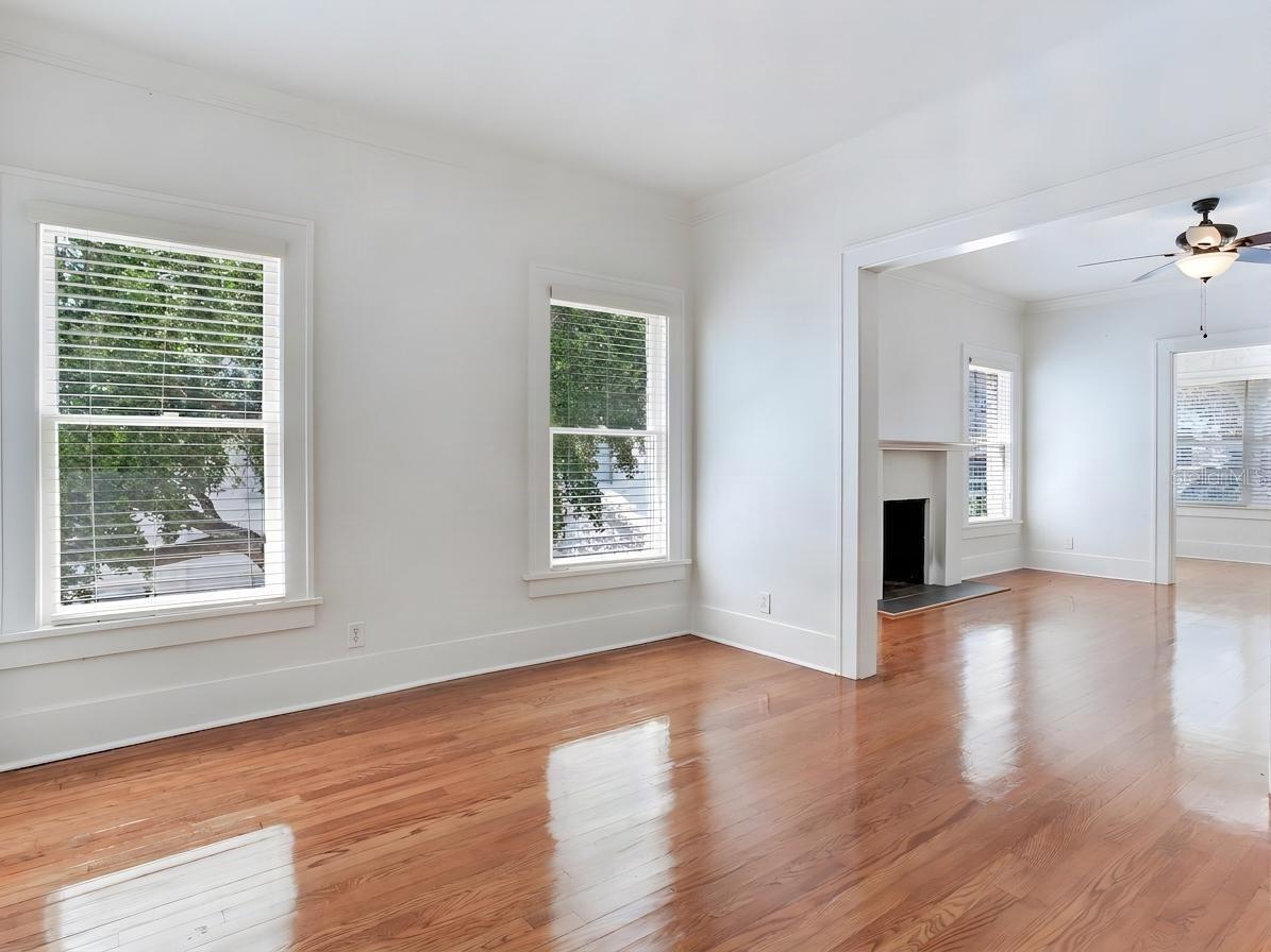 2114 W DEKLE AVE #4 — photo 13